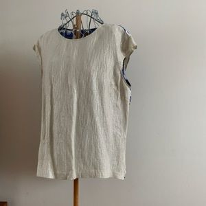 sleeveless blouse